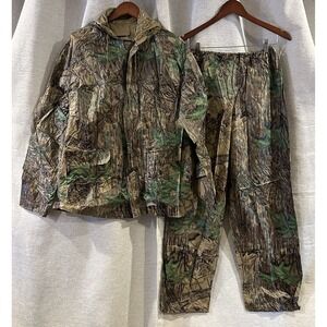 Realtree Camouflage Waterproof  Rain Suit Size‎ Large